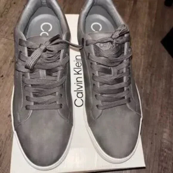 Calvin Klein Gray Sneakers – Minimalist Design for Everyday Wear, Size 11.5 Mens - Picture 3 of 6
